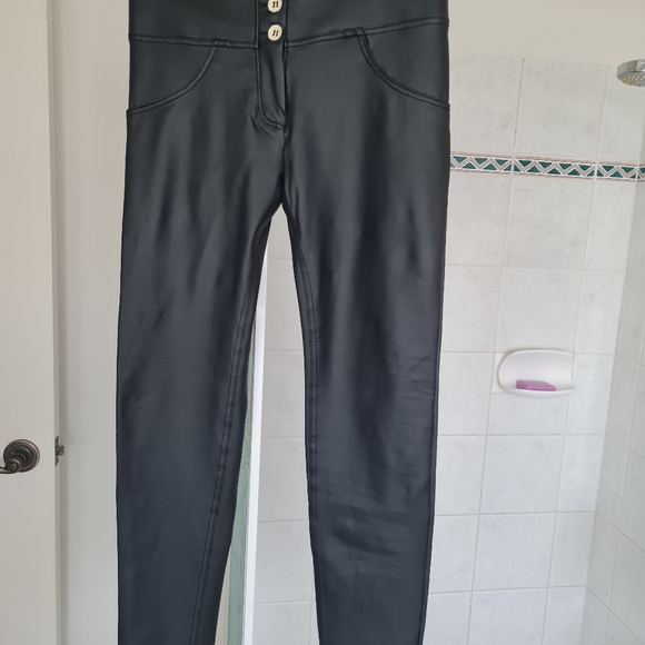 Freddy pants and flare pants - Picture 4 of 4